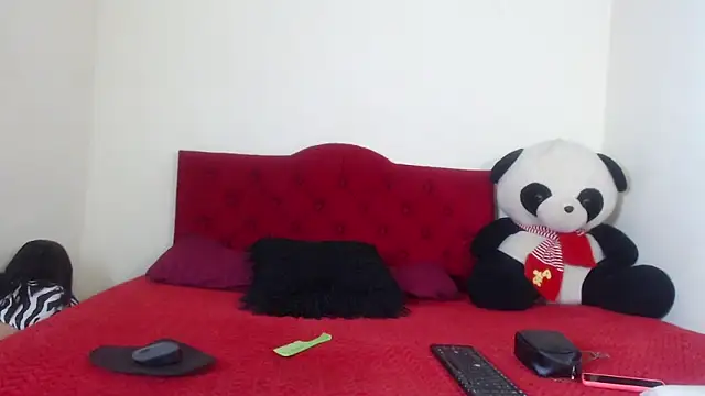 Luluu 08 online show from February 2025 02:04:02 PM