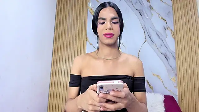 Snapshot of Luluu_08 chatting on May 2026 03:20:02 PM Luluu 08 online show from May 2026 03:20:02 PM