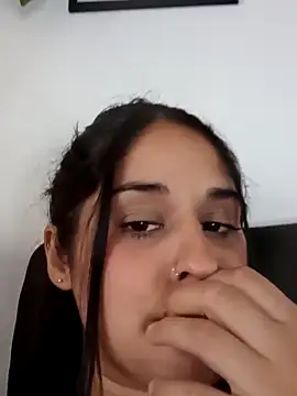 nathcollyns online show from December 2025 07:43:01 PM