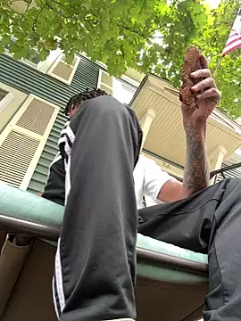 Snapshot of rayyymack chatting on September 2025 09:29:02 PM rayyymack online show from September 2025 09:29:02 PM