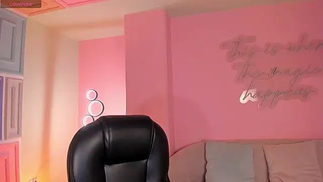 ValeriaRiveraX online show from October 2025 12:11:01 AM