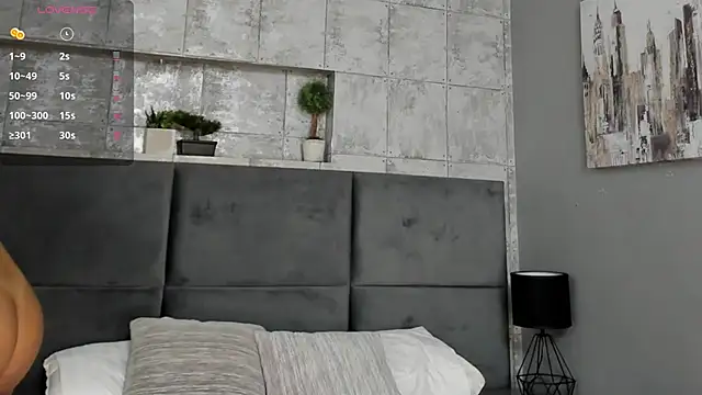 Snapshot of Salome_Diaz_ chatting on January 2025 01:23:02 PM Salome Diaz  online show from January 2025 01:23:02 PM