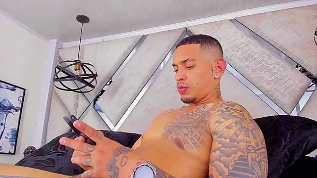 Damian09  online show from November 2025 01:16:02 AM