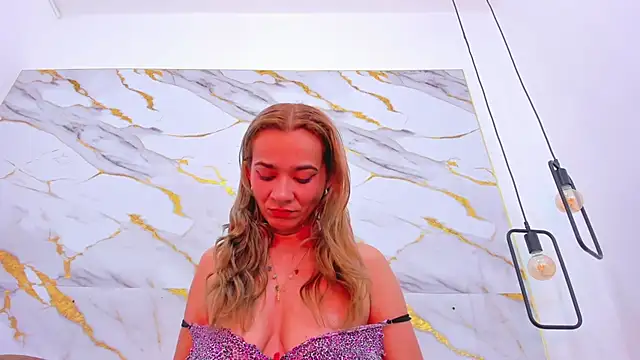 Snapshot of penelope_handaos chatting on February 2025 07:37:02 AM penelope handaos online show from February 2025 07:37:02 AM