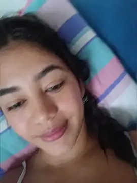 Snapshot of azzahara069 chatting on May 2026 08:46:01 PM azzahara069 online show from May 2026 08:46:01 PM
