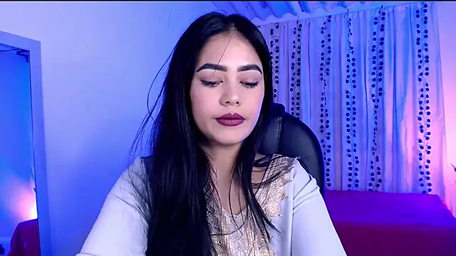 Snapshot of azzahara069 chatting on May 2026 03:59:01 AM azzahara069 online show from May 2026 03:59:01 AM