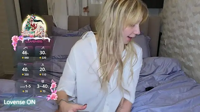 GoodGirl0024 online show from February 2025 08:13:02 PM