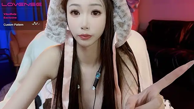 JoooJo  online show from February 2025 08:58:02 PM