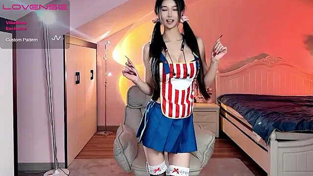 JoooJo  online show from October 2025 02:51:02 PM