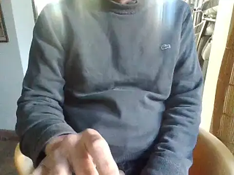 Snapshot of Raimundo1971 chatting on June 2026 03:35:01 PM Raimundo1971 online show from June 2026 03:35:01 PM