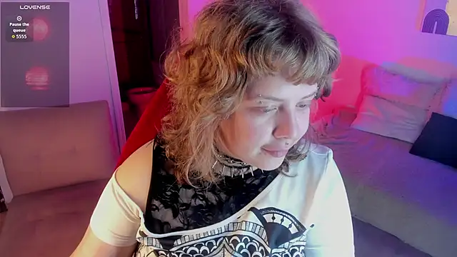 Sabrina scarlett online show from October 2025 05:13:01 AM