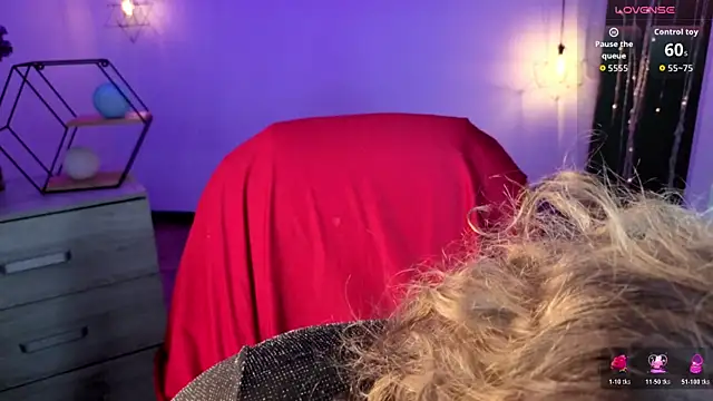 Sabrina scarlett online show from November 2025 05:17:01 AM