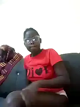 Sweetcecie01 online show from March 2025 03:04:02 PM