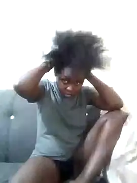 Sweetcecie01 online show from September 2025 09:03:02 PM