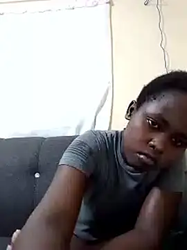 Sweetcecie01 online show from September 2025 09:27:01 PM