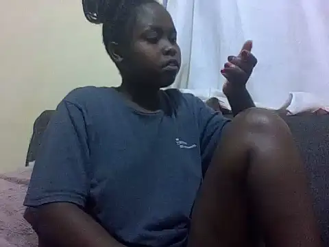 Snapshot of Sweetcecie01 chatting on April 2026 07:05:01 PM Sweetcecie01 online show from April 2026 07:05:01 PM