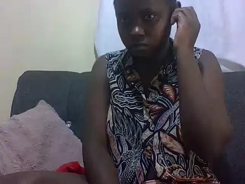 Snapshot of Sweetcecie01 chatting on April 2026 08:00:02 PM Sweetcecie01 online show from April 2026 08:00:02 PM