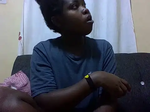 Snapshot of Sweetcecie01 chatting on June 2026 09:50:01 PM Sweetcecie01 online show from June 2026 09:50:01 PM