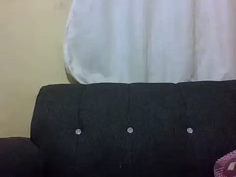 Snapshot of Sweetcecie01 chatting on June 2026 08:14:01 PM Sweetcecie01 online show from June 2026 08:14:01 PM