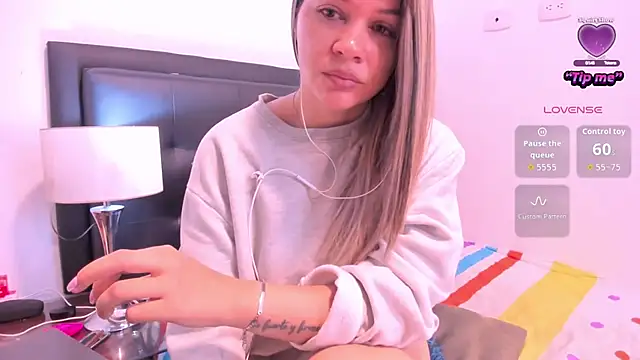 daniela beauty online show from November 2025 12:05:01 PM