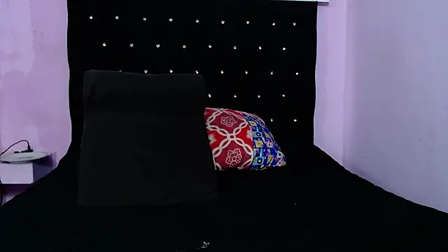 kittybonxx online show from March 2025 04:11:01 PM