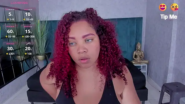 Snapshot of AngelaCoffee chatting on June 2026 01:43:01 AM AngelaCoffee online show from June 2026 01:43:01 AM