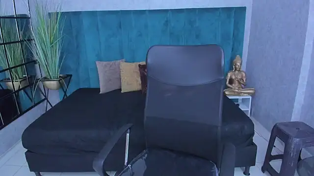 Snapshot of AngelaCoffee chatting on June 2026 02:01:01 AM AngelaCoffee online show from June 2026 02:01:01 AM