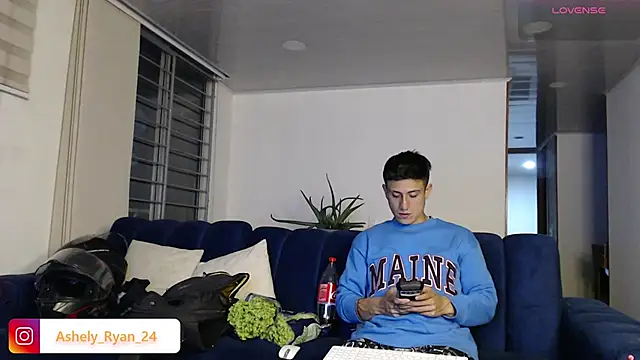 ashely ryan24 online show from March 2025 12:07:02 AM