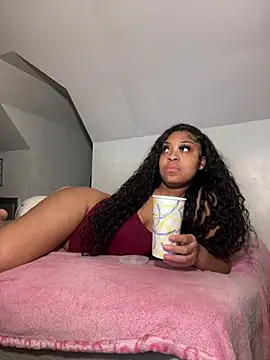 Snapshot of AUNYXXX chatting on January 2025 02:49:02 AM AUNYXXX online show from January 2025 02:49:02 AM