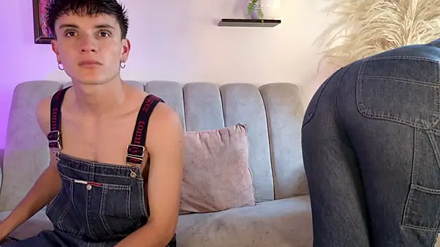 DeniseandDerek time online show from January 2025 03:02:01 PM