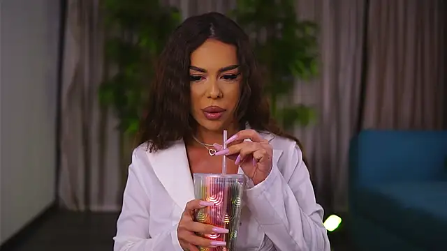 Snapshot of MissKiarra chatting on January 2025 04:48:02 AM MissKiarra online show from January 2025 04:48:02 AM