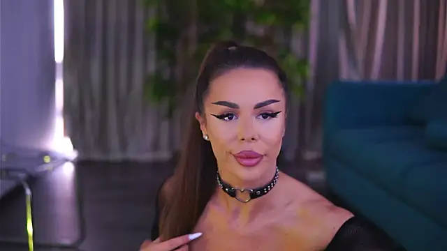 Snapshot of MissKiarra chatting on March 2025 08:51:02 AM MissKiarra online show from March 2025 08:51:02 AM