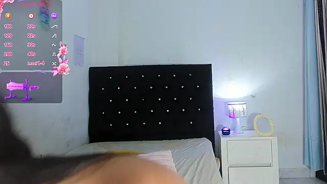 auroraa sexy online show from September 2025 03:28:02 PM