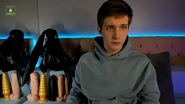 MarkGWalker online show from December 2024 04:27:02 AM