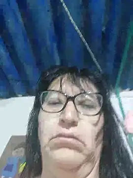 Snapshot of clarita_01 chatting on May 2026 10:43:01 AM clarita 01 online show from May 2026 10:43:01 AM