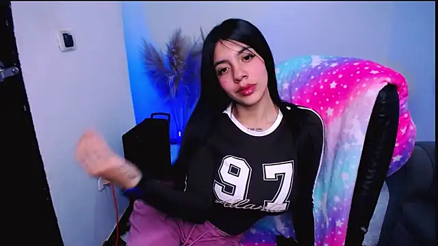 Alin Aly online show from November 2025 03:01:02 PM