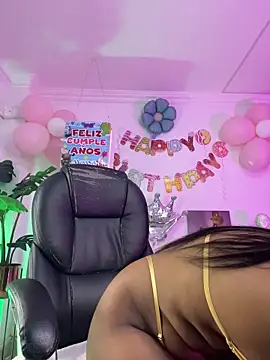 Snapshot of JANYLOVE__ chatting on June 2026 11:09:02 AM JANYLOVE online show from June 2026 11:09:02 AM