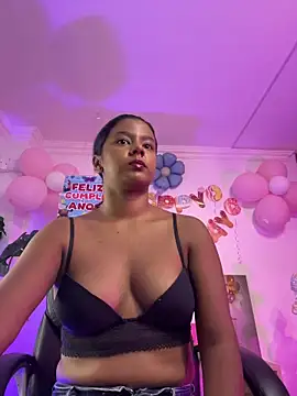Snapshot of JANYLOVE__ chatting on June 2026 10:53:01 AM JANYLOVE online show from June 2026 10:53:01 AM