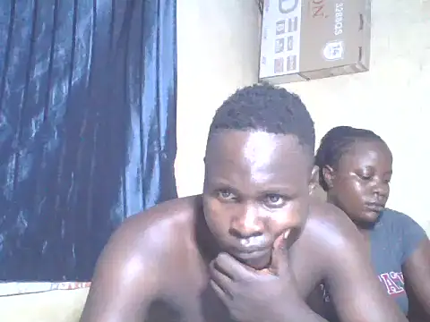 Dark Queenchocolate online show from April 2026 09:31:02 PM