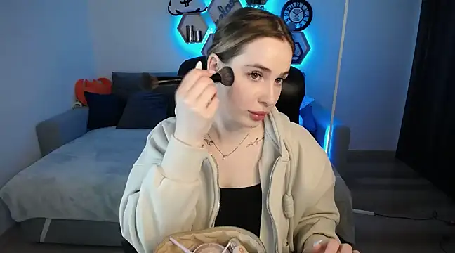 SabrinViolet online show from March 2025 09:06:01 AM