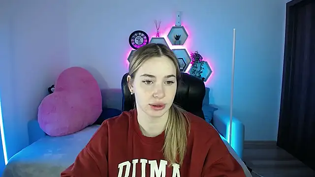 SabrinViolet online show from January 2026 09:03:01 AM