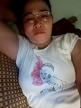 Snapshot of Sexy-asslove90 chatting on October 2025 04:26:01 AM Sexy-asslove90 online show from October 2025 04:26:01 AM