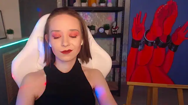 FascinatingEyess online show from December 2024 09:55:01 PM