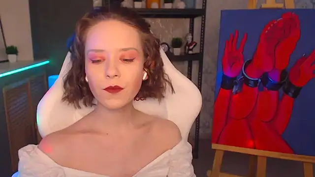 FascinatingEyess online show from December 2024 07:18:02 PM