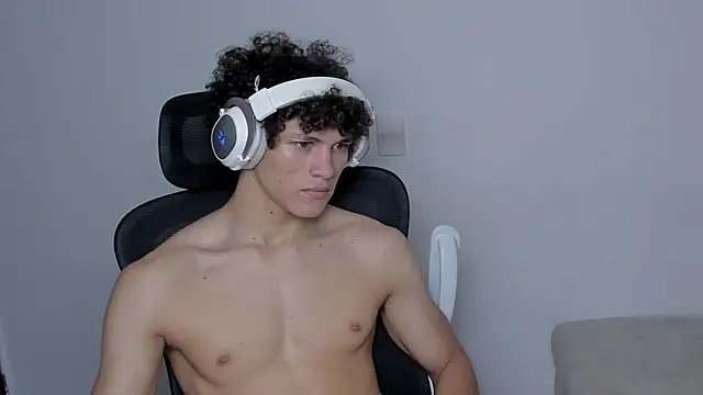 laurent nova online show from November 2025 08:03:02 AM