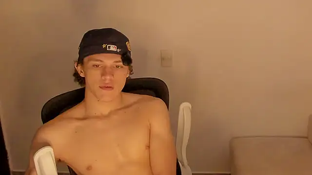 laurent nova online show from January 2026 09:18:01 PM