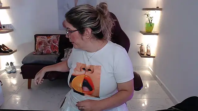 zehra sanem online show from March 2026 01:18:02 AM