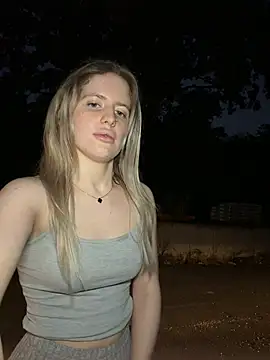 Holly-Glamour online show from August 2026 07:38:02 PM