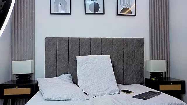 Luciana Ortiz1 online show from December 2025 01:49:02 PM