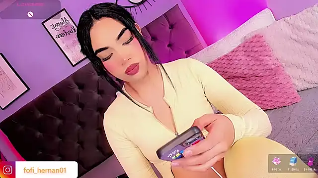 Sofi hdz online show from November 2025 09:11:01 PM